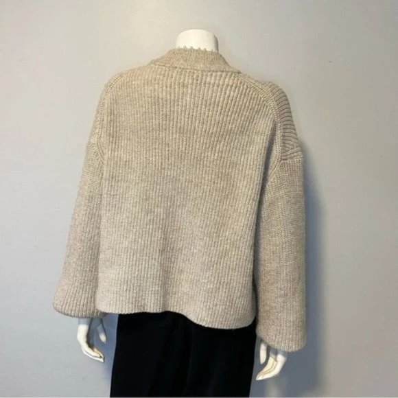 H&M Sweater with Pearlescent Beads in oatmeal soft rib knit oversized slouchy M - Picture 3 of 11